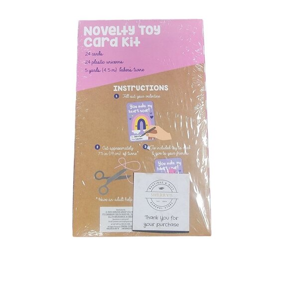 Novelty Toy Card Kit With 24 Cards 24 Plastic Unicorns & 5 Yards Of Bakers Twine - Picture 2 of 2